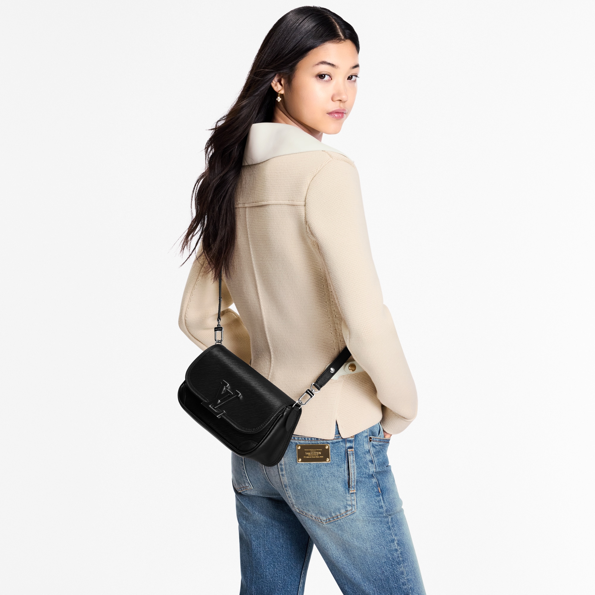 Buci Epi Leather - Luxury Handbags - M59386 Black | LOUIS VUITTON